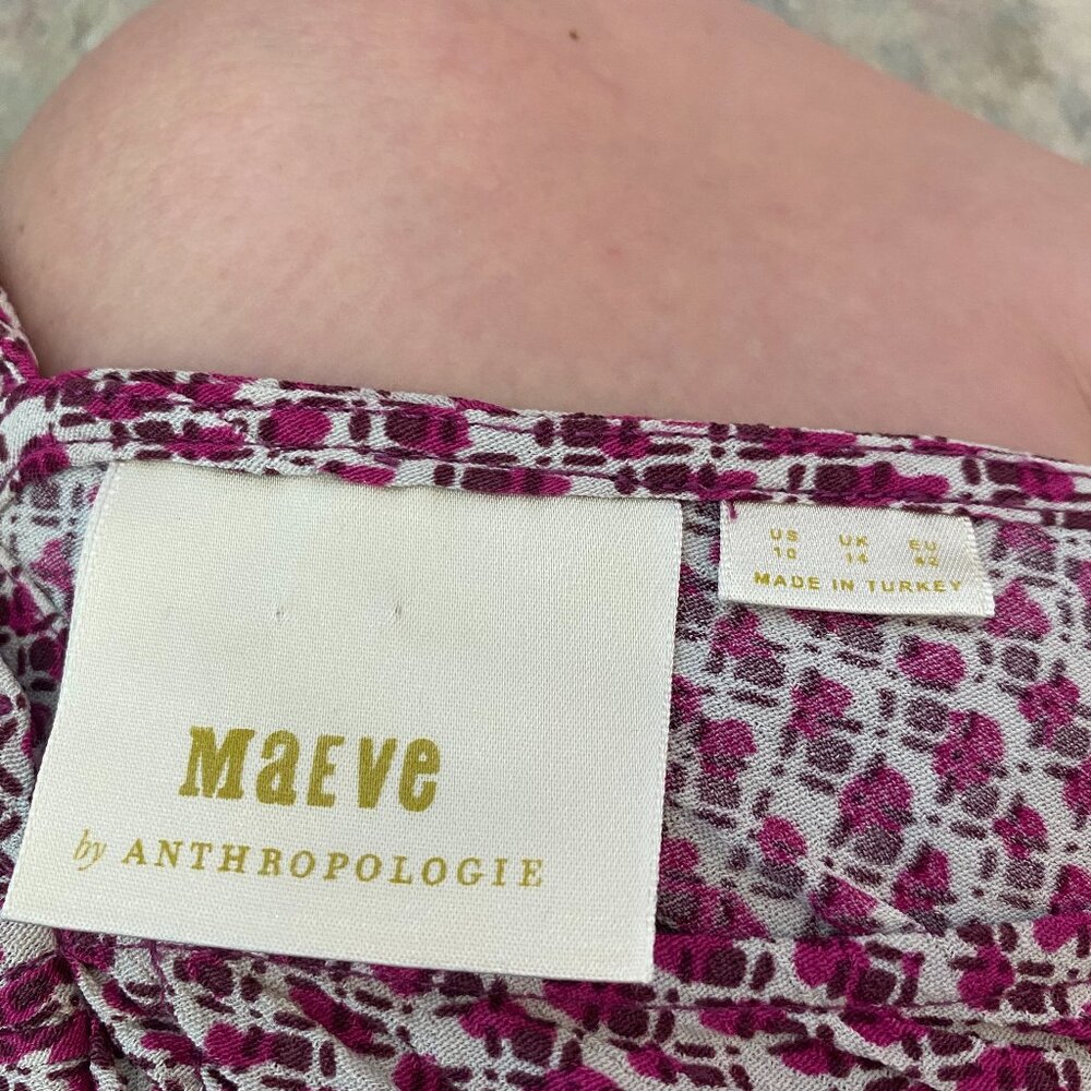 Patterned Blouse - Picture 5 of 5